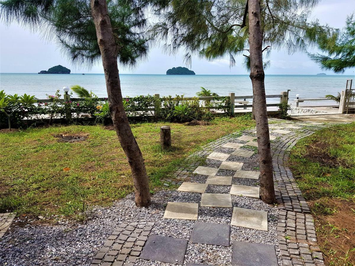 Sea Smile Resort Prachuap Khiri Khan Exterior photo