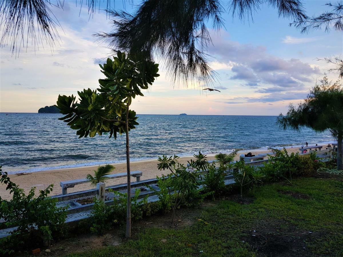 Sea Smile Resort Prachuap Khiri Khan Exterior photo